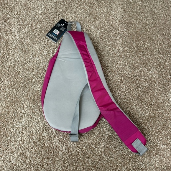 Tanluhu Women’s Pink & Gray Crossbody Bag‎ NWT - Picture 2 of 4